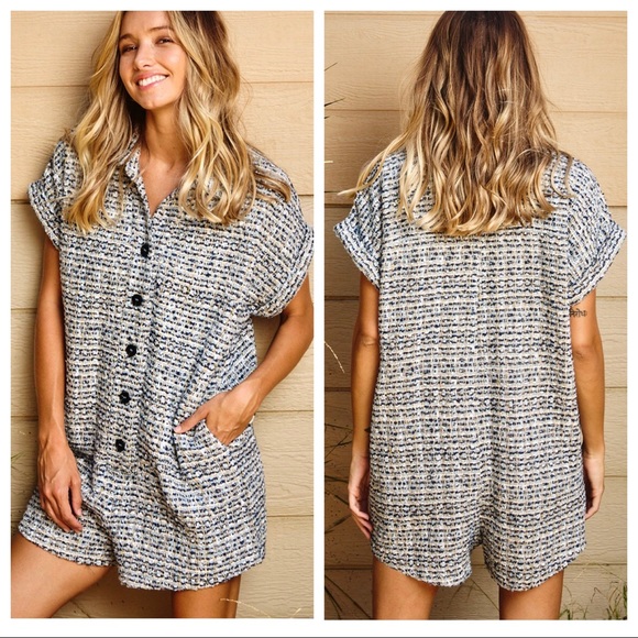 ✨LAST ONES✨Parisienne Chic button Down Tweed Romper - Picture 3 of 4